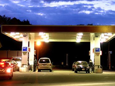 Μεταμεσονύκτια ληστεία σε βενζινάδικο