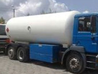 Έκλεβαν πετρέλαιο από τα ντεπόζιτα των φορτηγών