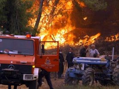 Φωτιά στον Ασπρόπυργο