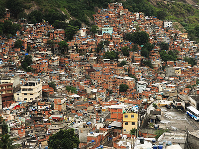 Άθλιες συνθήκες διαβίωσης για εκατομμύρια ανθρώπους