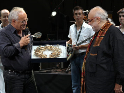 Μαγεύτηκε ο Ντέμης Ρούσσος από τον Όλυμπο