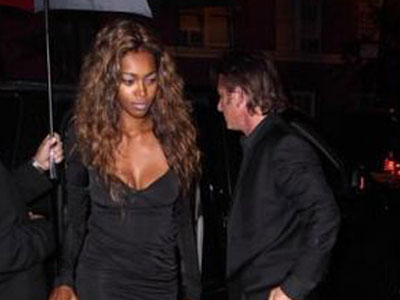 Ποια είναι η συνοδός του Sean Penn;