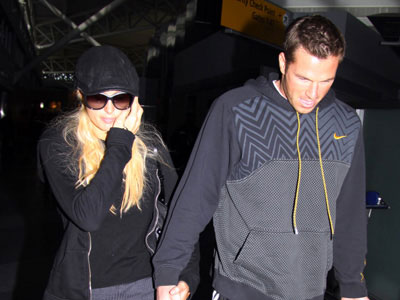 Επιστροφή στη βάση για την Paris