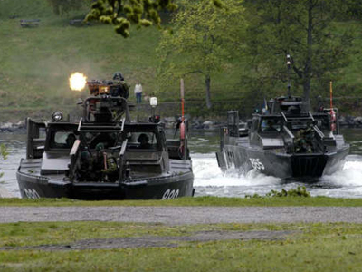 Στρατιωτική άσκηση για κλάμματα…