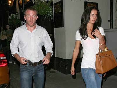 Όπου υπάρχει Guy Ritchie…υπάρχει και φωτιά