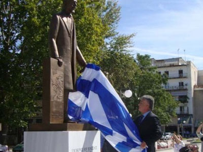 Αποκαλυπτήρια αγάλματος του Ε.Βενιζέλου στα Τρίκαλα