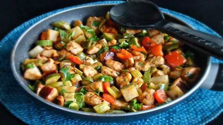 Μείγμα γαλοπούλας με λαχανικά