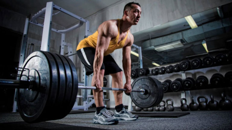 Tρεις απλές συμβουλές για να προστατέψετε τη σπονδυλική σας στήλη