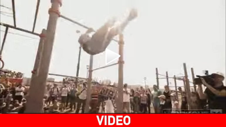 People are awesome! Freestyle bar