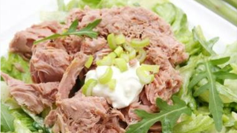 Τονοσαλάτα με φρέσκο άνηθο