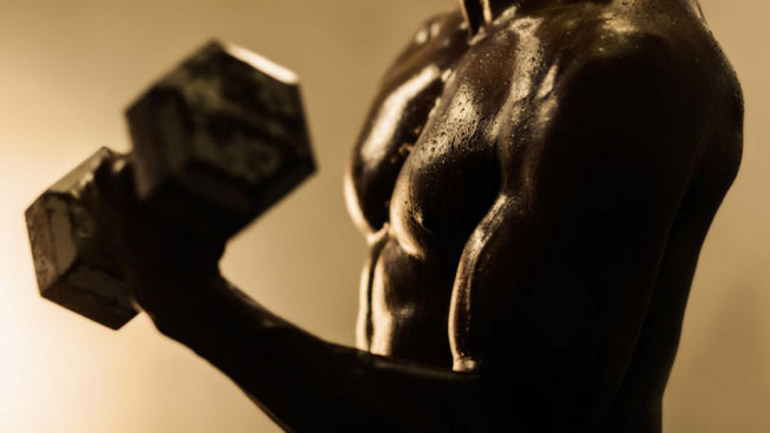 Πολλές ή λίγες επαναλήψεις; Τι είναι καλύτερο για χάσιμο βάρους ή χτίσιμο μυών;