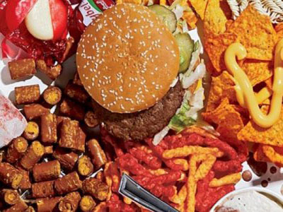 Ανθυγιεινή η διατροφή των νέων στην Ελλάδα