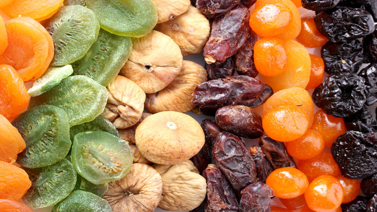 7 Αποξηραμένα φρούτα που σας προστατεύουν