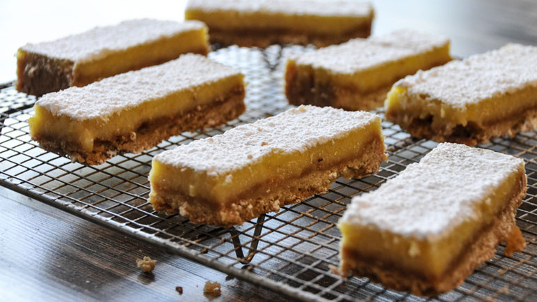 Γλυκές μπάρες λεμονιού