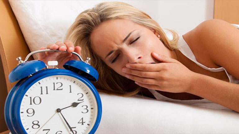 Έξι συμβουλές για εσάς που ξενυχτάτε και θέλετε να χάσετε κιλά!