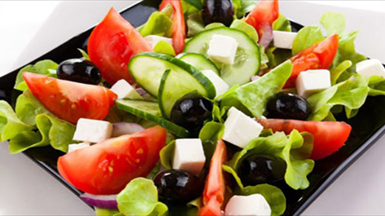 Σαλάτες στην ελληνική κουζίνα