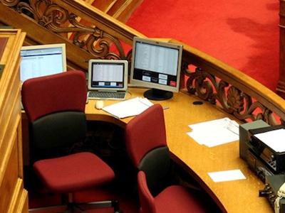 Ενιαίοι κι αδιαίρετοι…