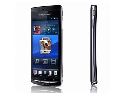 Η COSMOTE φέρνει το εξαιρετικά λεπτό Sony Ericsson XperiaTM Arc