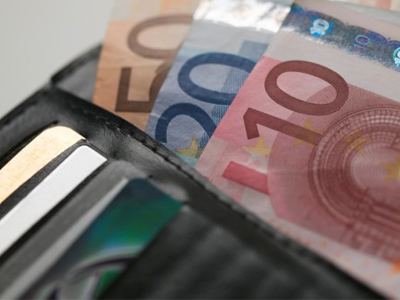 Διαβάστε αναλυτικά τι προβλέπει ο νόμος για το δώρο του Πάσχα