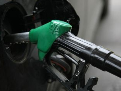 Ρήγμα στο μέτωπο των βενζινοπωλών