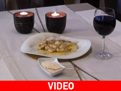 Νιόκι πατάτας με σάλτσα βουτύρου και φασκόμηλο