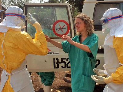 Ειδικός του ΠΟΥ μολύνθηκε από Έμπολα στη Σιέρα Λεόνε