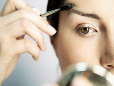 Αποκτήστε τα τέλεια φρύδια!