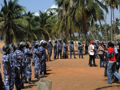 Τόγκο: Νεκρός μαθητής από πυρά αστυνομικού Τόγκο: Νεκρός μαθητής από πυρά αστυνομικού