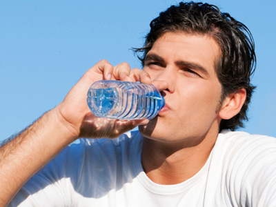 Σόδα Vs φυσικό ανθρακούχο νερό