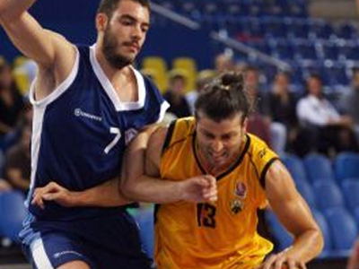 ΑΕΚ: Παρέμεινε και ο Καλλινικίδης ΑΕΚ: Παρέμεινε και ο Καλλινικίδης