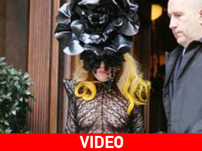 Η Lady GaGa… ανθοδέσμη