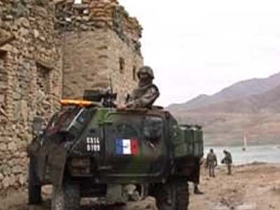 Το Παρίσι επιβεβαιώνει τον θάνατο τεσσάρων στρατιωτών