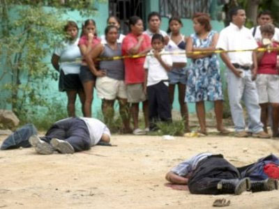 Δώδεκα νεκροί από πυροβολισμούς στο Μεξικό