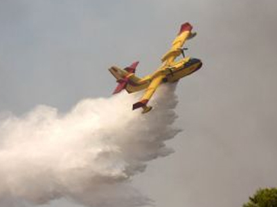 Θέλουν τα πυροσβεστικά πάνω από το σπίτι τους