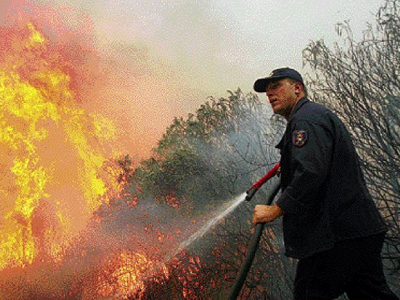 Πεντάμηνη η απασχόληση των εποχικών πυροσβεστών