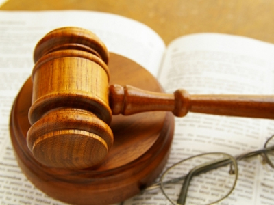 Εισαγγελική παρέμβαση για το «μπλόκο» στην παροχή φαρμάκων στον ΕΟΠΠΥ Εισαγγελική παρέμβαση για το «μπλόκο» στην παροχή φαρμάκων στον ΕΟΠΠΥ