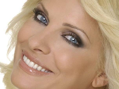 «Όταν ήμουν μικρή, δεν είχα κρεβάτι, κοιμόμουν στον καναπέ»