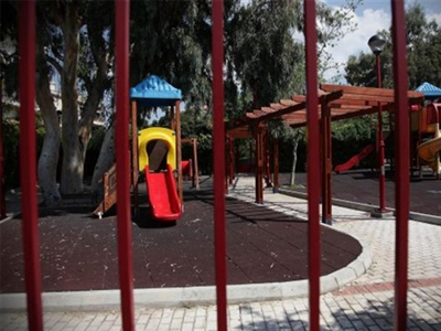 Ηλικιωμένος χτύπησε ανήλικο