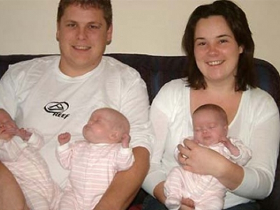 Τρίδυμα από δύο μήτρες