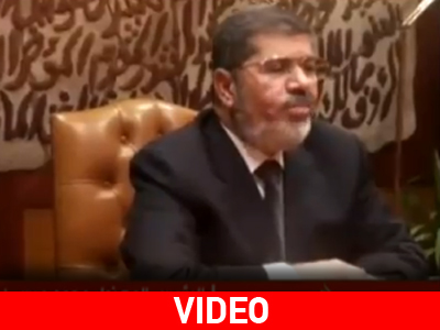 Δραματικό βίντεο Μόρσι – «Εγώ είμαι ο Πρόεδρος»