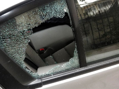 Προκαλούσαν φθορές σε Ι.Χ. χωρίς λόγο!