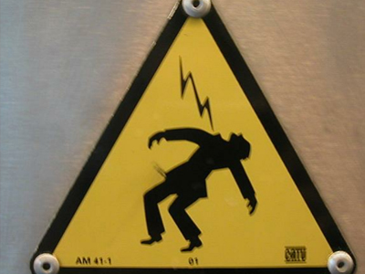 Χαροπαλεύει 30χρονος οικοδόμος ύστερα από ηλεκτροπληξία