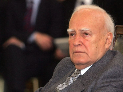 Επαφές Παπούλια με την ελληνική παροικία στο Κάιρο