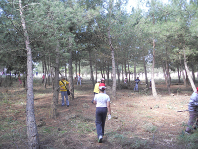 Καθαρισμός του άλσους Λευκοχωρίου το Σαββατοκύριακο