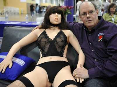 Στην αγορά το πρώτο σεξορομπότ