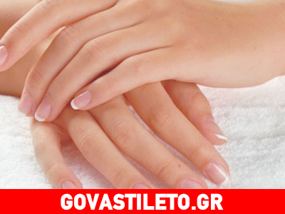 Χρήσιμα tips για να κάνεις τα νύχια σου να δείχνουν πιο μακριά