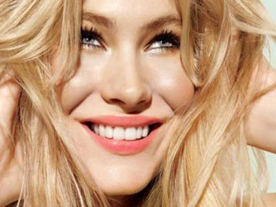 Καλοκαίρι: Μάθε τους τρόπους για να παραμείνει αναλλοίωτο το μακιγιάζ σου