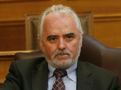 Πέτυχε τουλάχιστον στη συνεργάτιδα ο Κουτρουμάνης