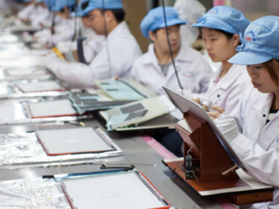 Εργασιακό «Γκουαντάναμο» σε εργοστάσια της Apple