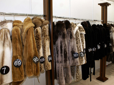 Έκλεψαν γουναρικά αξίας 1,3 εκατ. ευρώ από κατάστημα στην Καστοριά